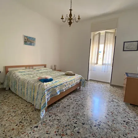 Isola Catalana アルゲーロ